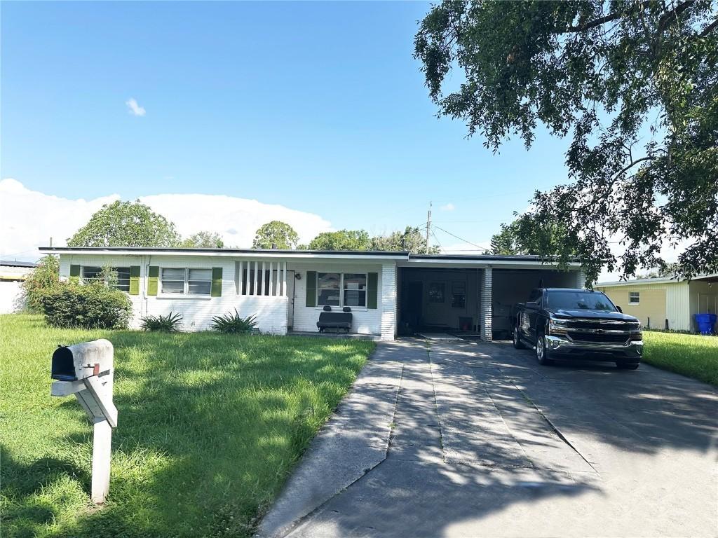 107 Dellwood Dr., Kissimmee, FL 34744