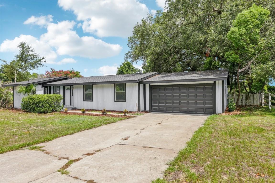 18015 Beach St., Umatilla, FL 32784