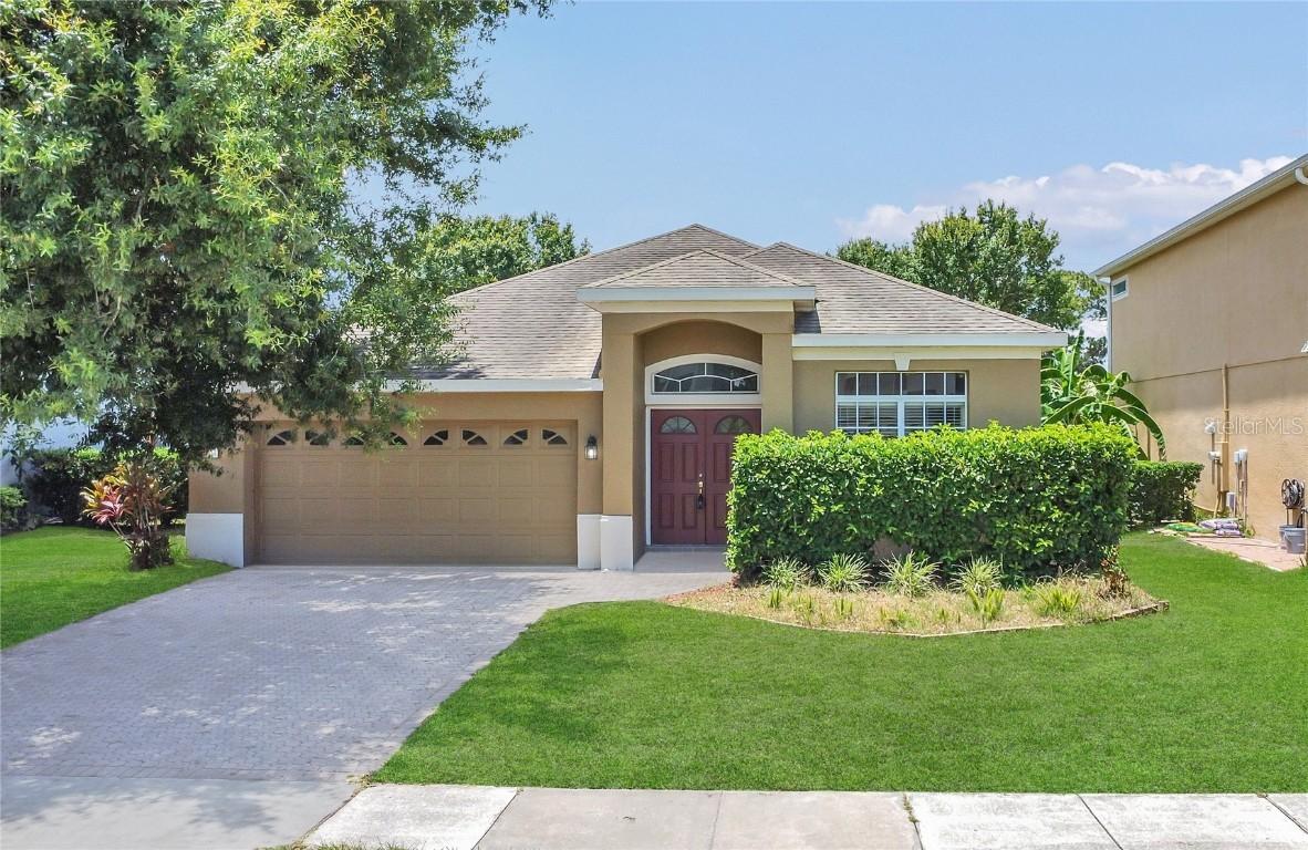 33500 Terragona Dr., Sorrento, FL 32776