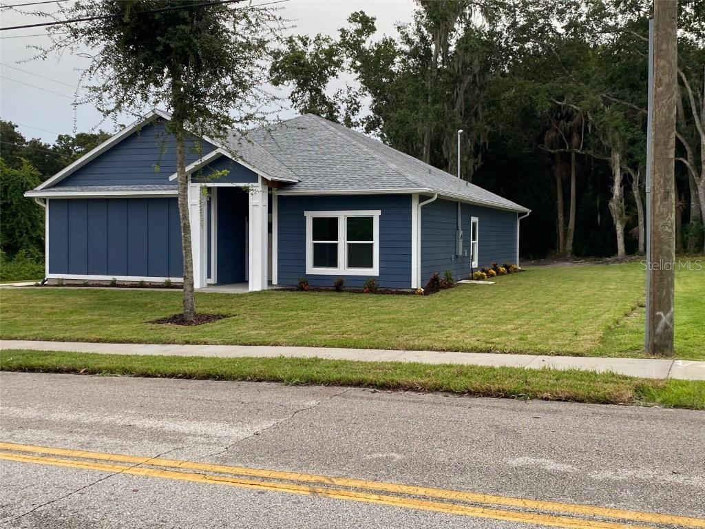 2498 Mitchell Ave., Mims, FL 32754