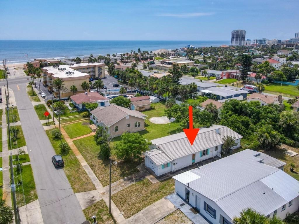 364 Hartford Ave., Daytona Beach, FL 32118