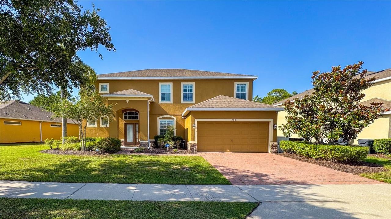 206 Yellow Snapdragon Dr., Davenport, FL 33837
