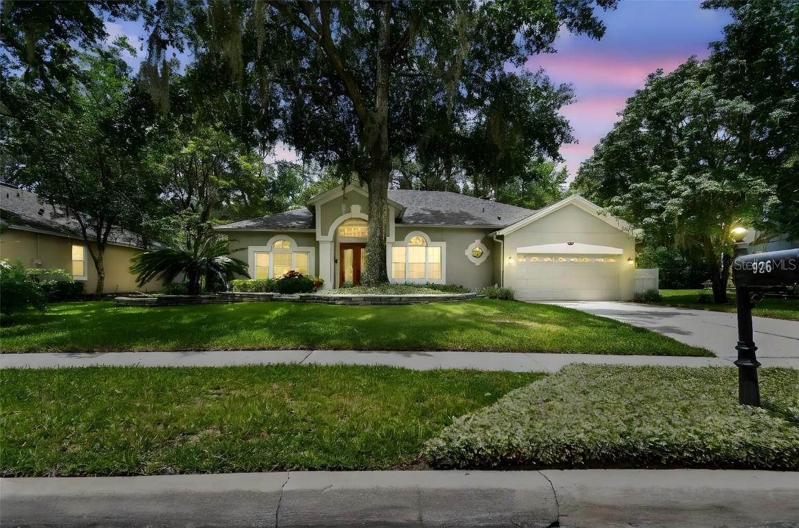 926 Palm Oak Dr., Apopka, FL 32712