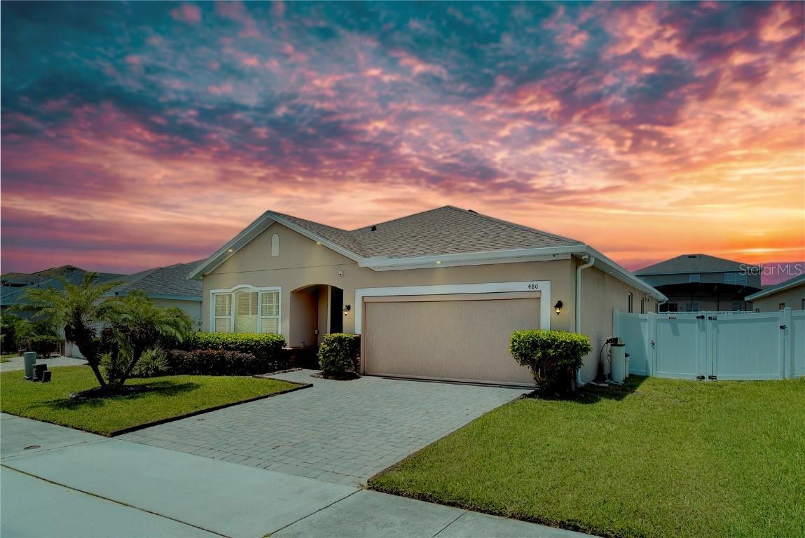 480 Kestrel Dr., Groveland, FL 34736