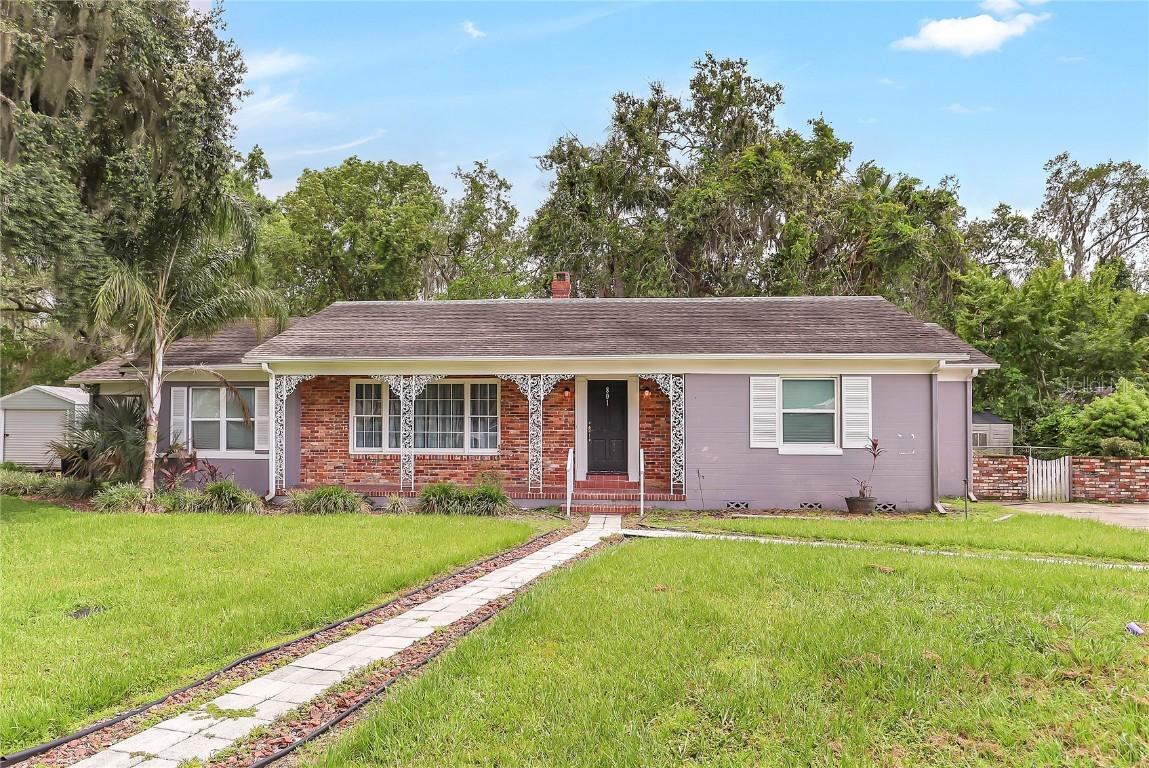 801 Miller St., Leesburg, FL 34748