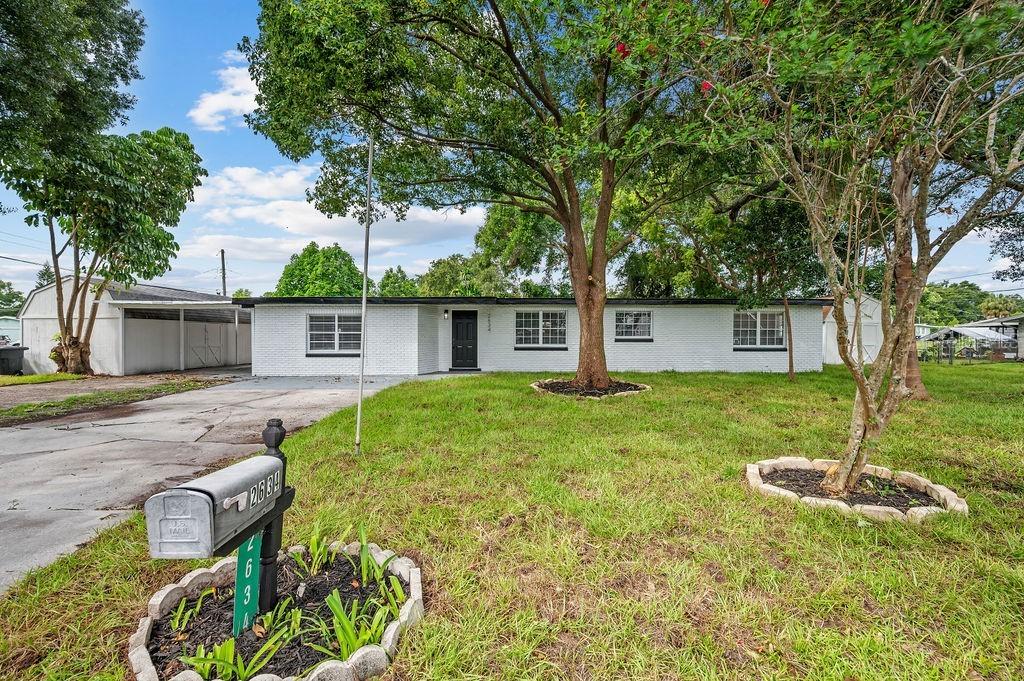 2634 Trinity Cir., Winter Haven, FL 33881