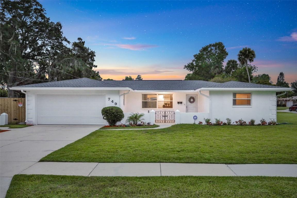 749 Ridge Blvd., South Daytona, FL 32119