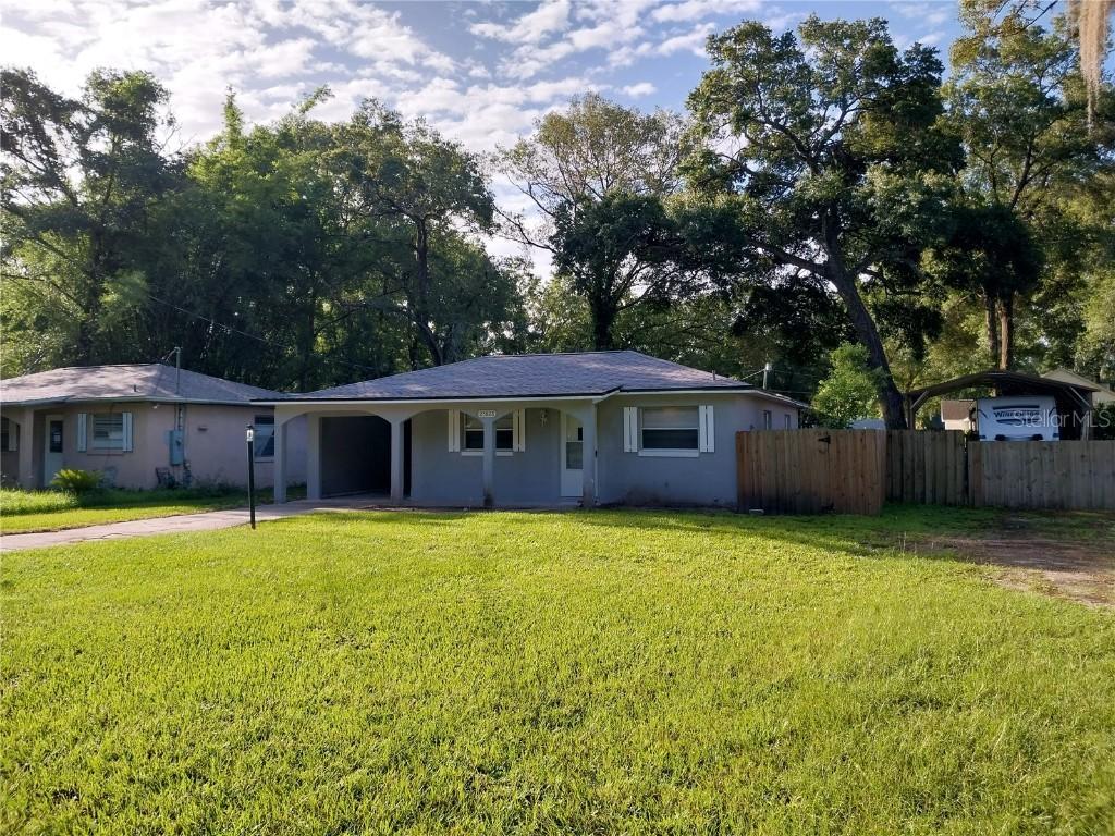 25828 Pinehurst St., Sorrento, FL 32776