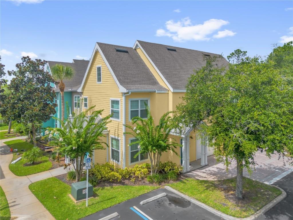 5008 Mangrove Alley #204, Kissimmee, FL 34746