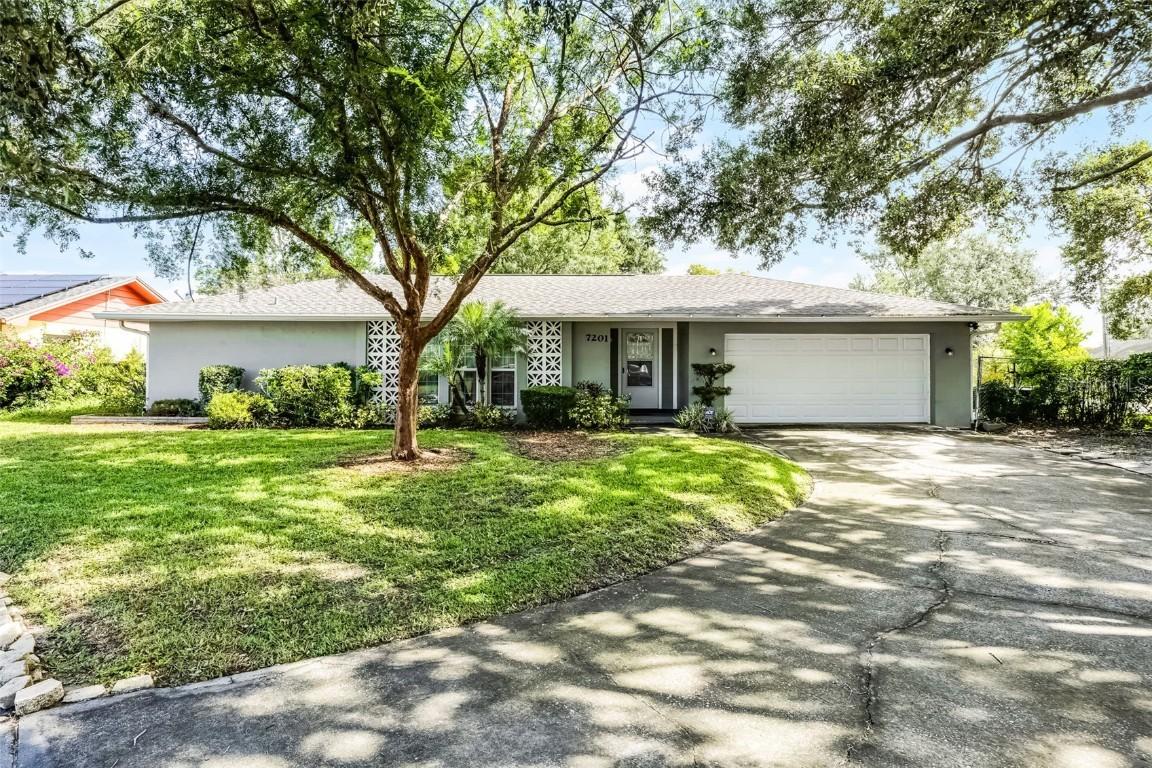 7201 Pleasant Dr., Orlando, FL 32818
