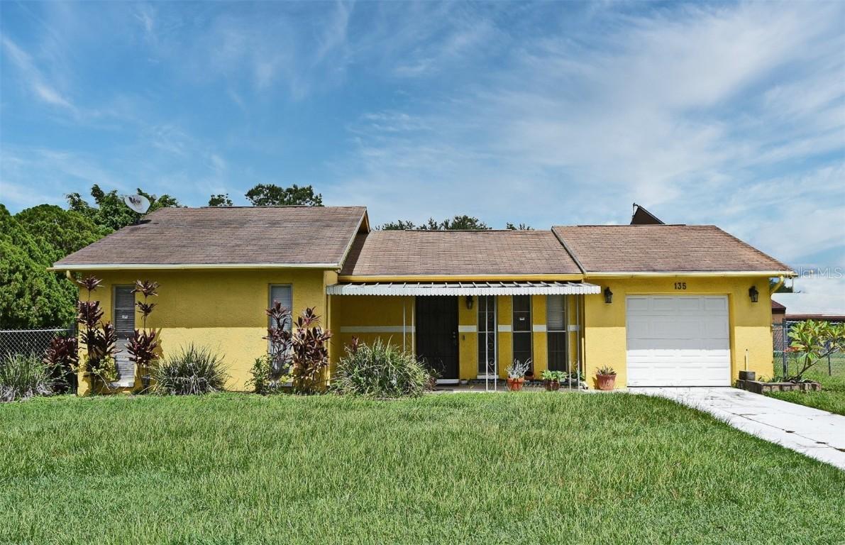 135 Oaxaca Ln., Kissimmee, FL 34743