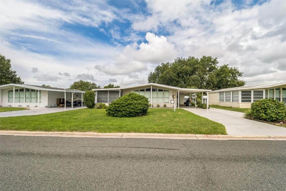 1503 W Schwartz Blvd., Lady Lake, FL 32159