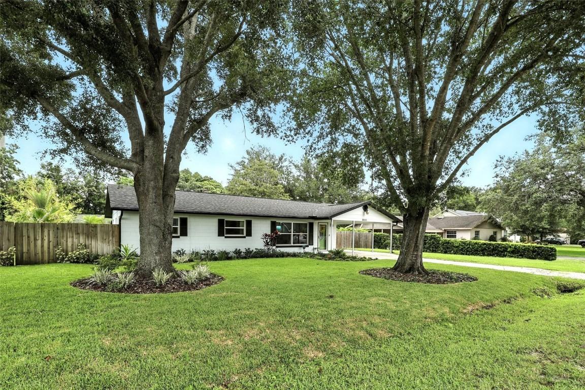 2223 Sunny View Dr., Oviedo, FL 32765