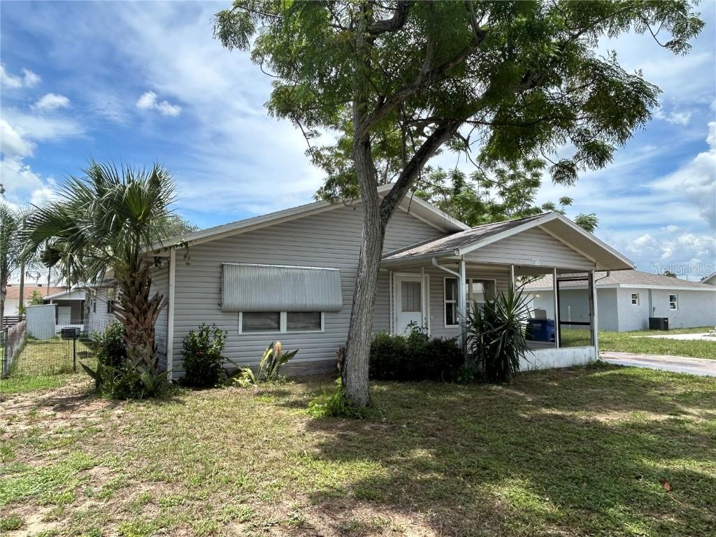 377 Poinsettia Ave., Sebring, FL 33870