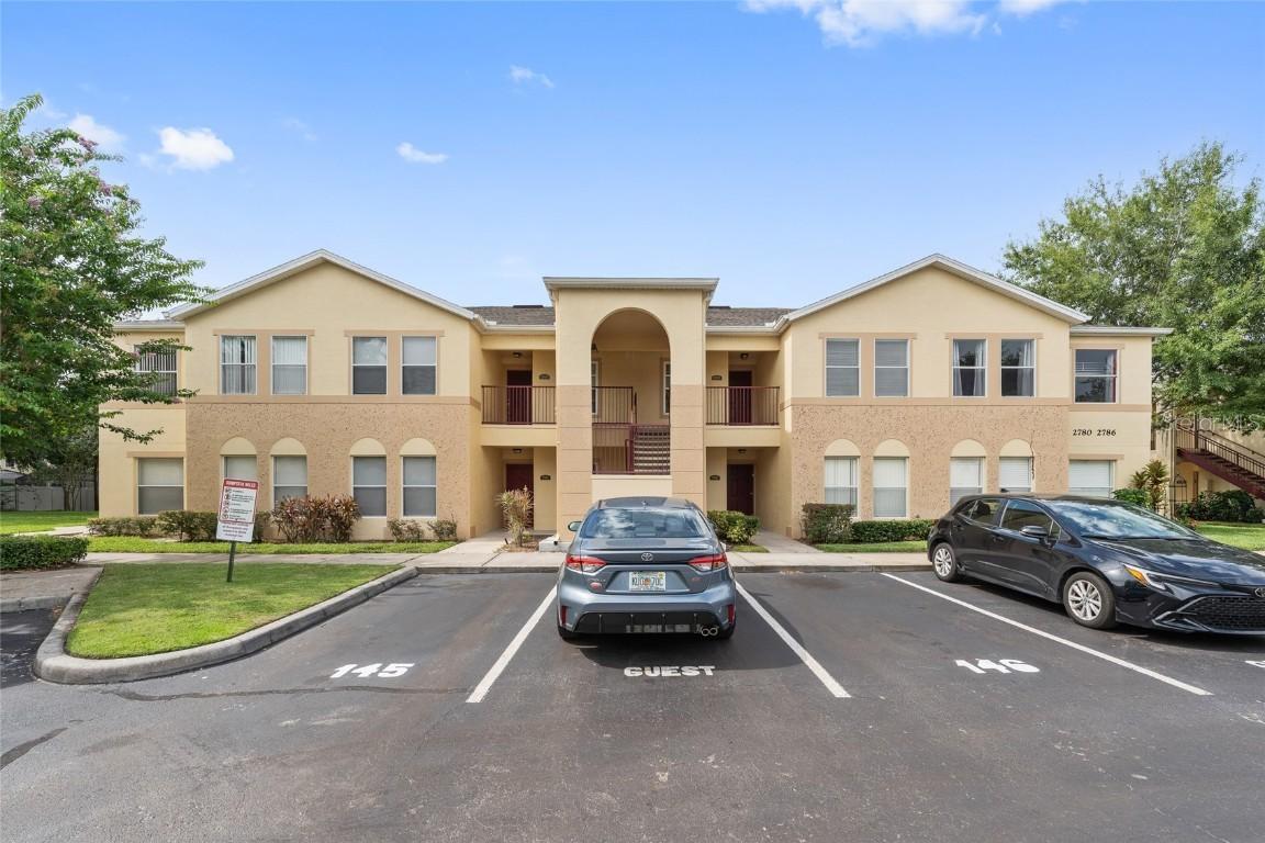 2786 Club Cortile Cir. #B, Kissimmee, FL 34746