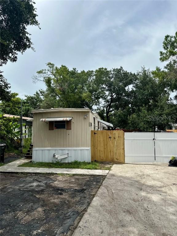 215 4th St., Orlando, FL 32824