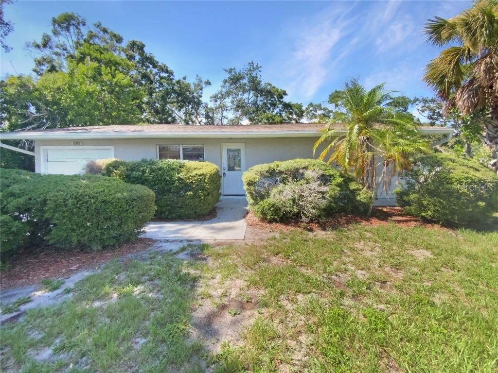 10301 65th Ave., Seminole, FL 33772