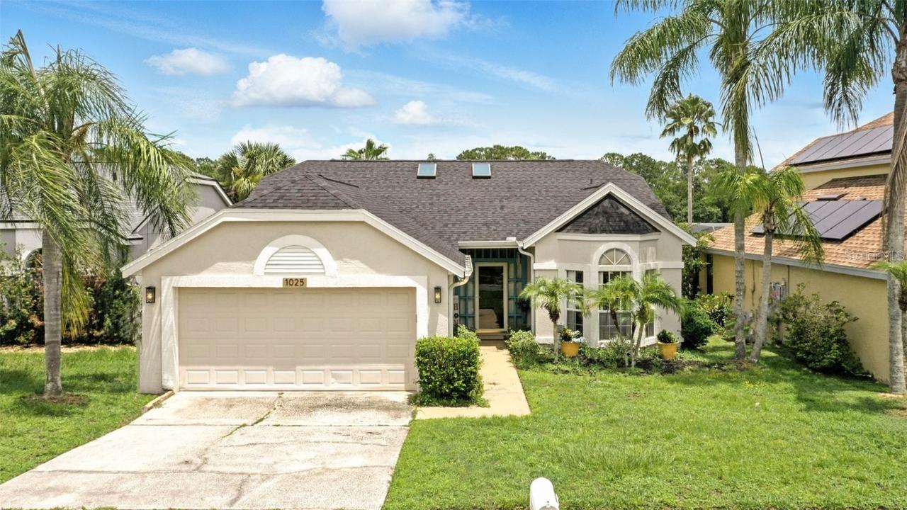 1025 Whittier Cir., Oviedo, FL 32765