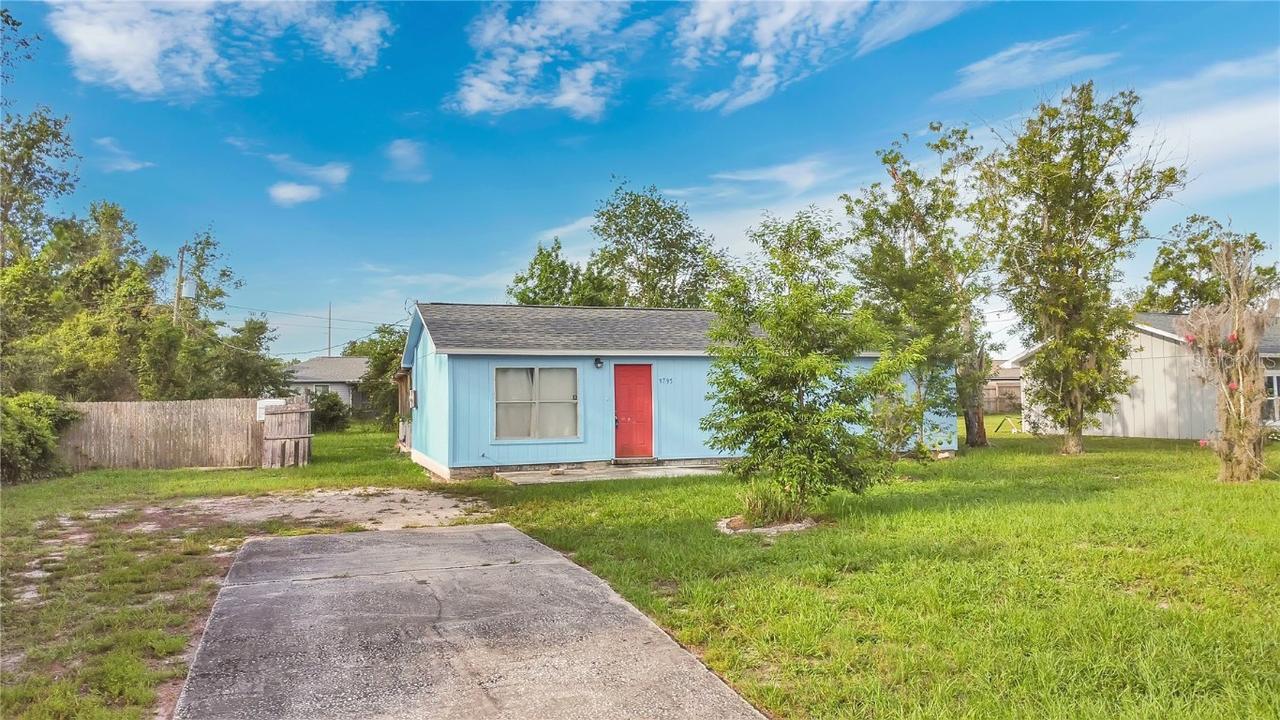 3795 Pinehurst St., Deltona, FL 32738