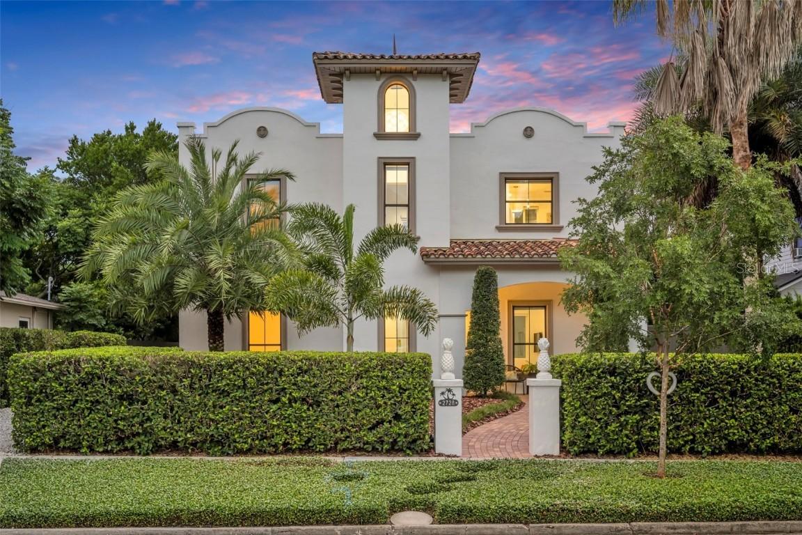 2728 Eastern Pkwy., Winter Park, FL 32789