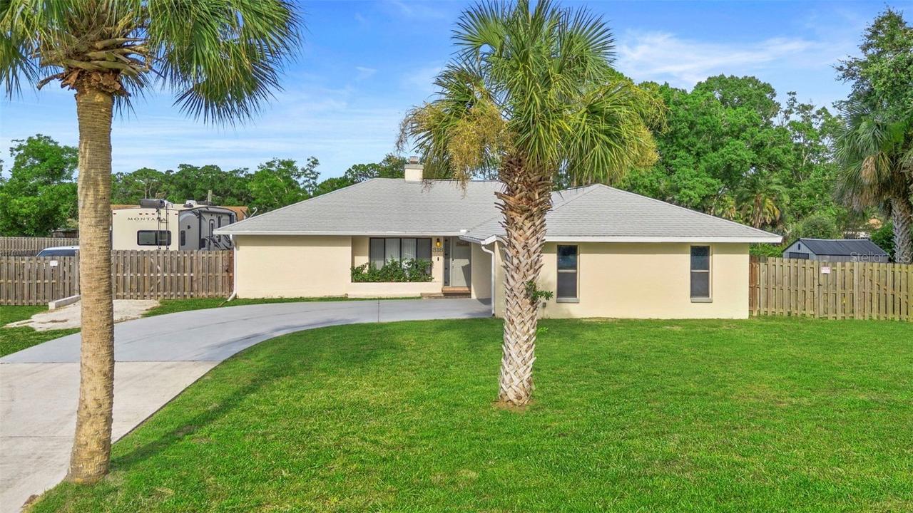 318 Peggy Cir., Palm Bay, FL 32907