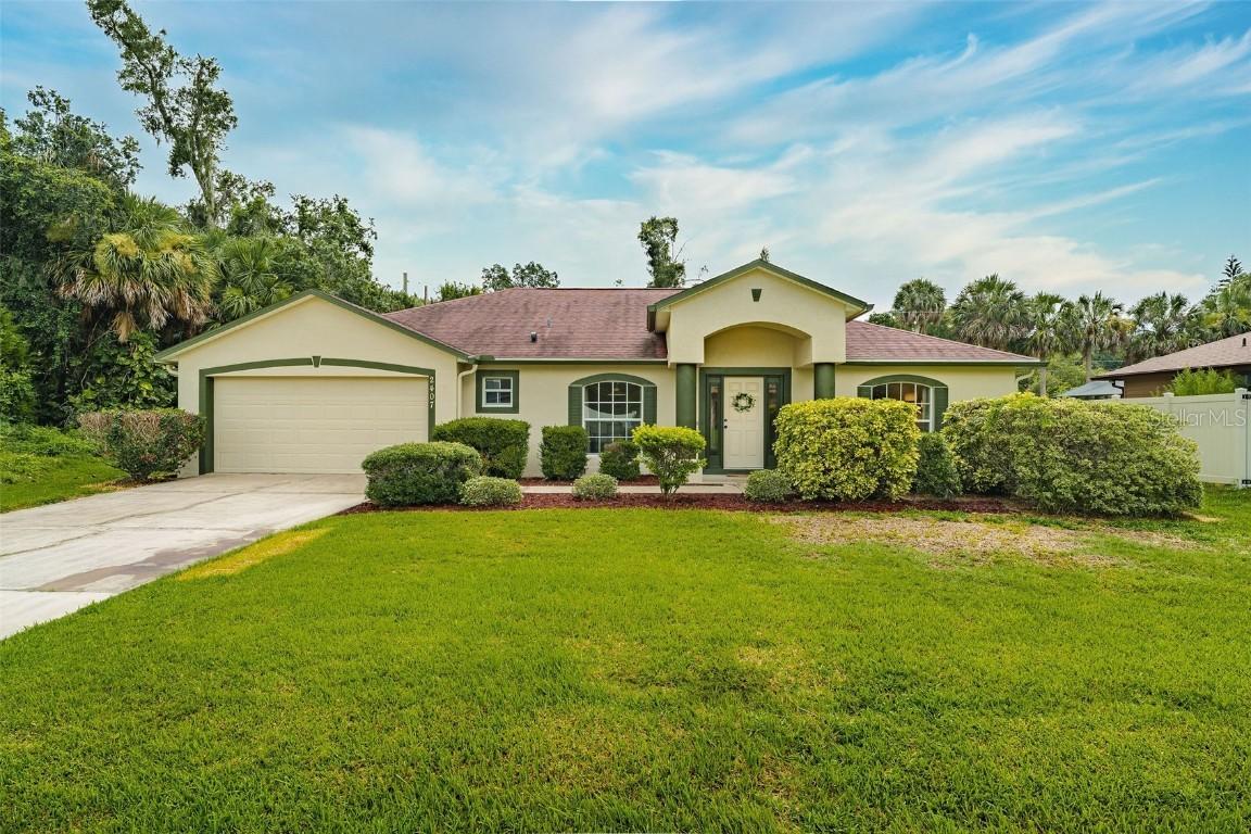 2407 Pine Tree Dr., Edgewater, FL 32141