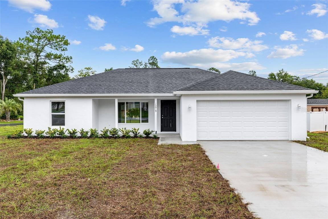 13019 NE 7th Loop, Silver Springs, FL 34488