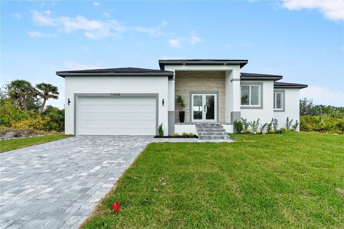 13438 Mcintosh Ave., Port Charlotte, FL 33981