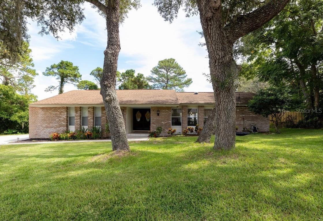 301 Hickory Dr., Longwood, FL 32779