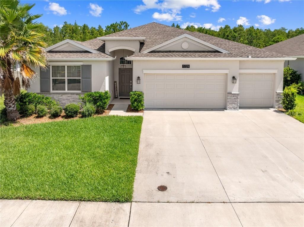 1729 Chatsworth Cir., St Cloud, FL 34771