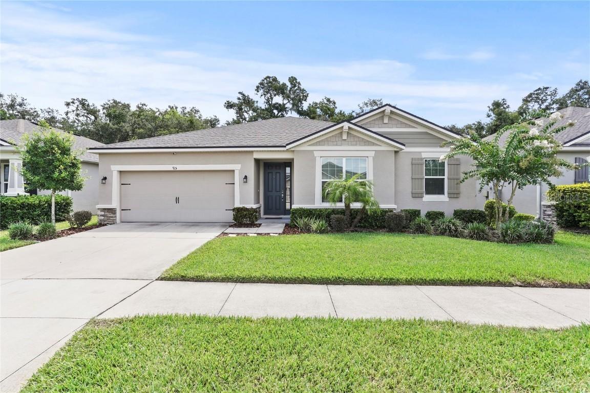 915 Night Song St., Valrico, FL 33594