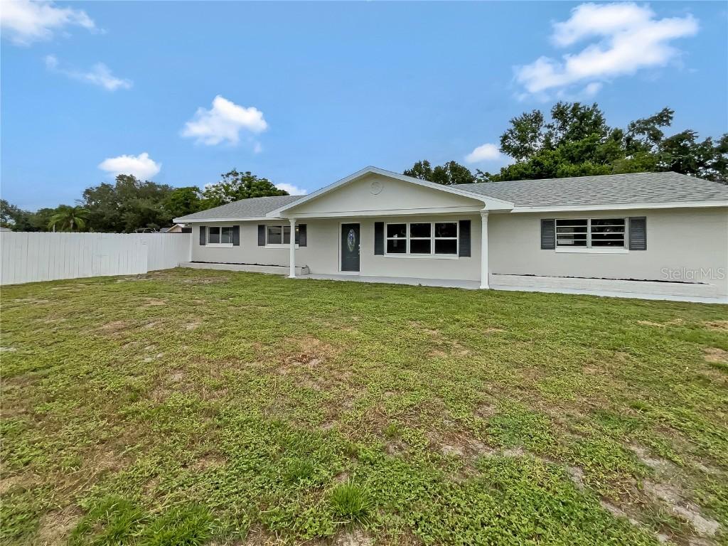 11045 Lake Eustis Dr., Leesburg, FL 34788