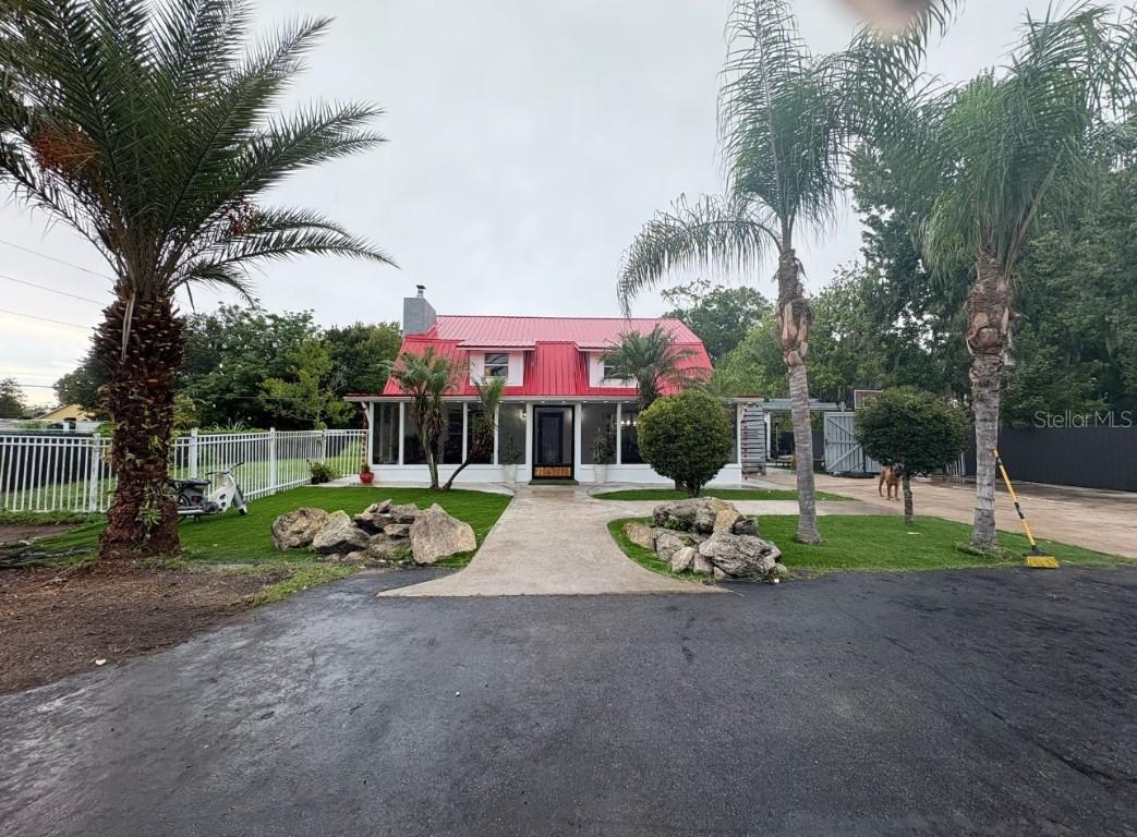 1900 E Corbett Rd., Orlando, FL 32826