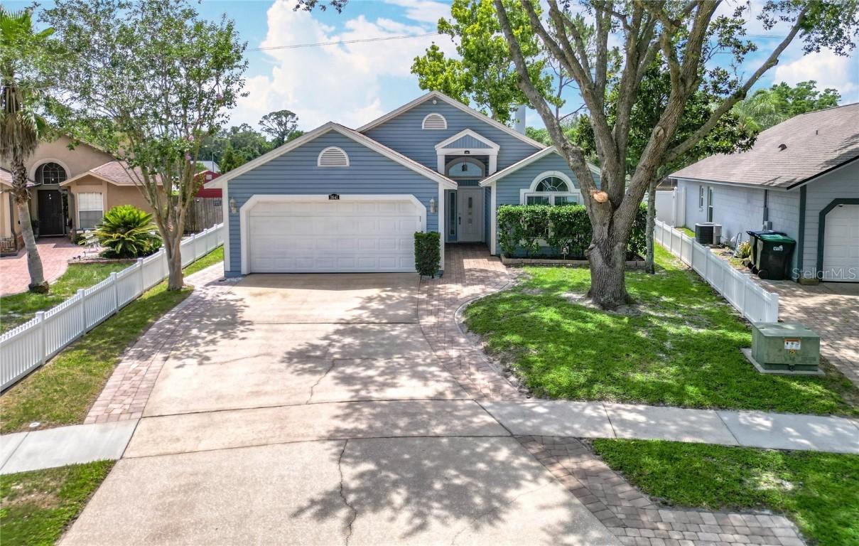 2641 Delcrest Dr., Orlando, FL 32817