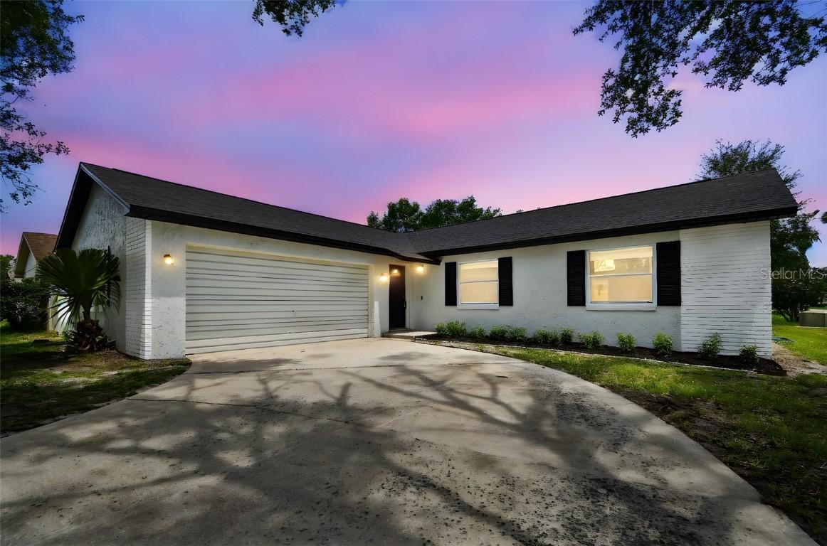 100 Woodfield Ct., Sanford, FL 32773