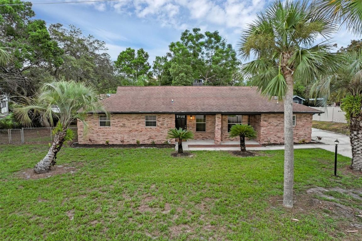 1547 Bavon Dr., Deltona, FL 32725