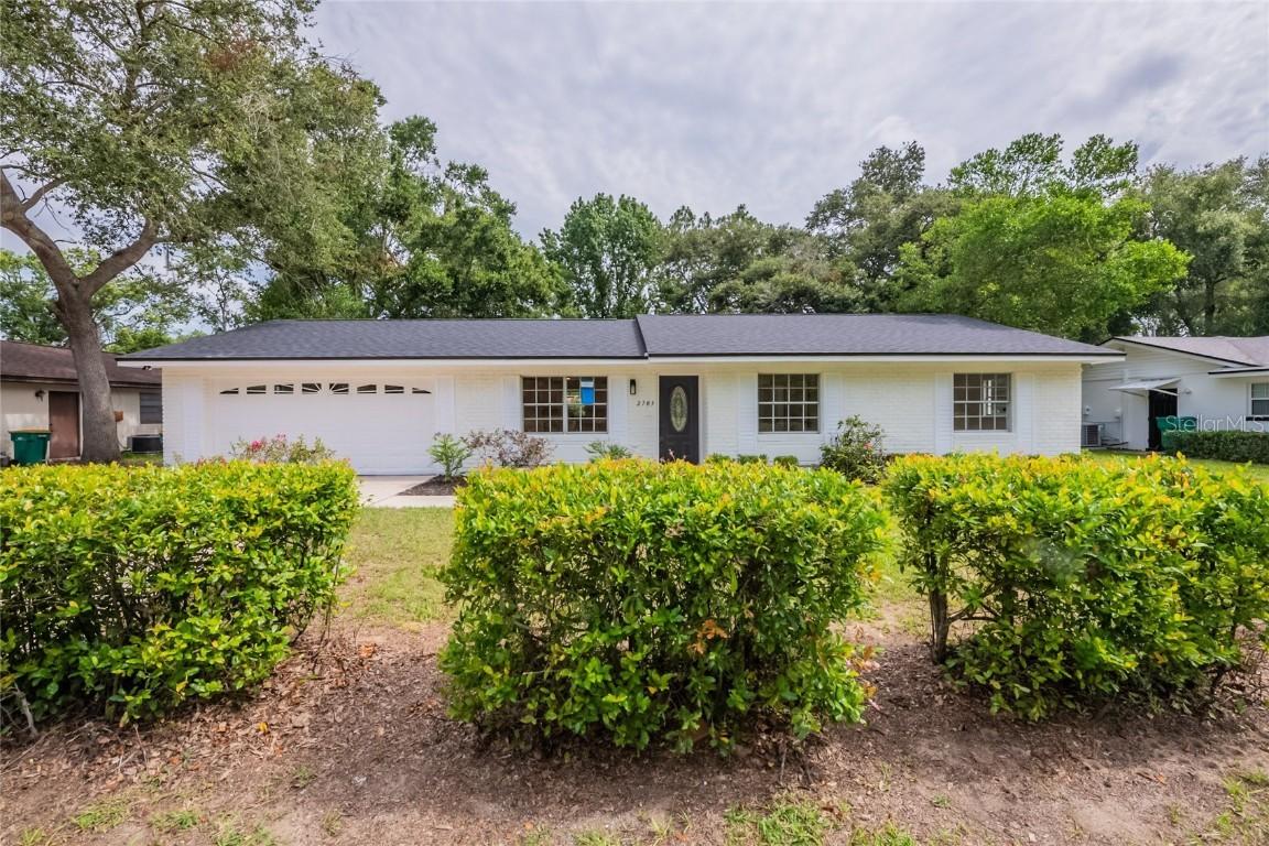 2703 E Washington Ave., Eustis, FL 32726