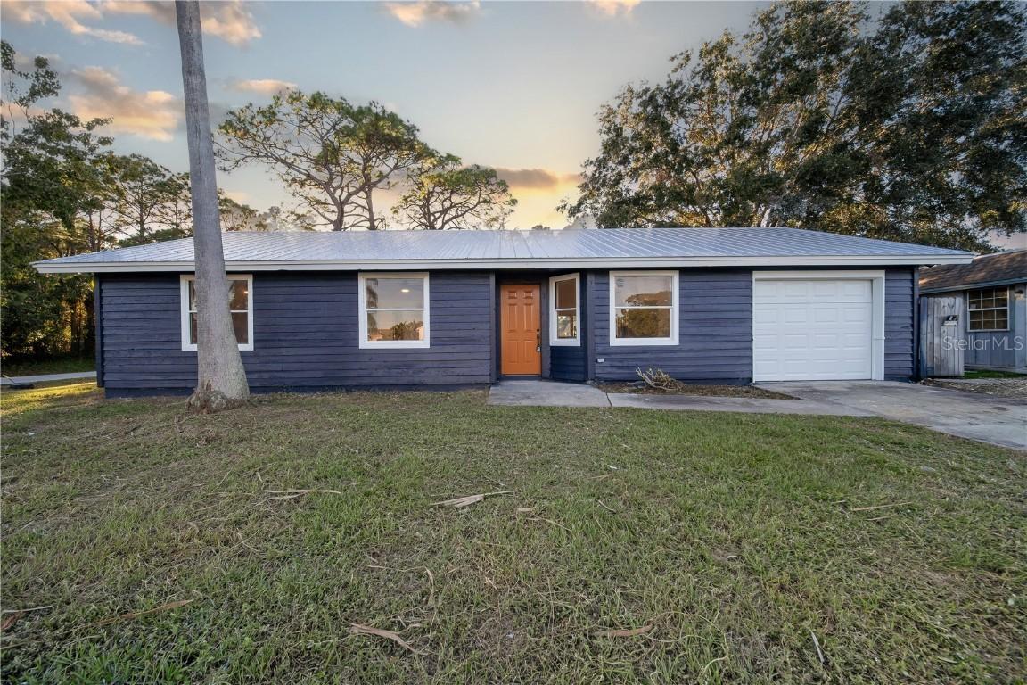 896 Talmadge Ave., Palm Bay, FL 32909