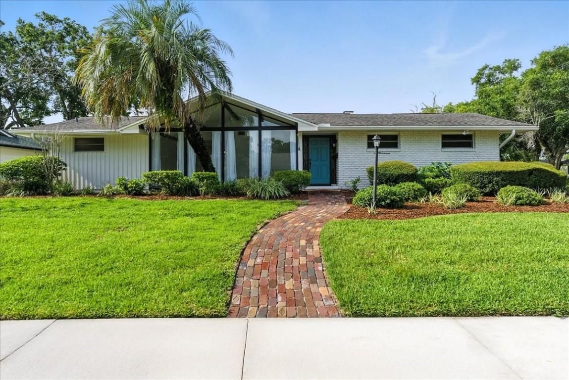 2400 Deloraine Tr., Maitland, FL 32751