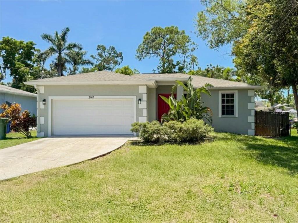 2017 17th Ave., Bradenton, FL 34205