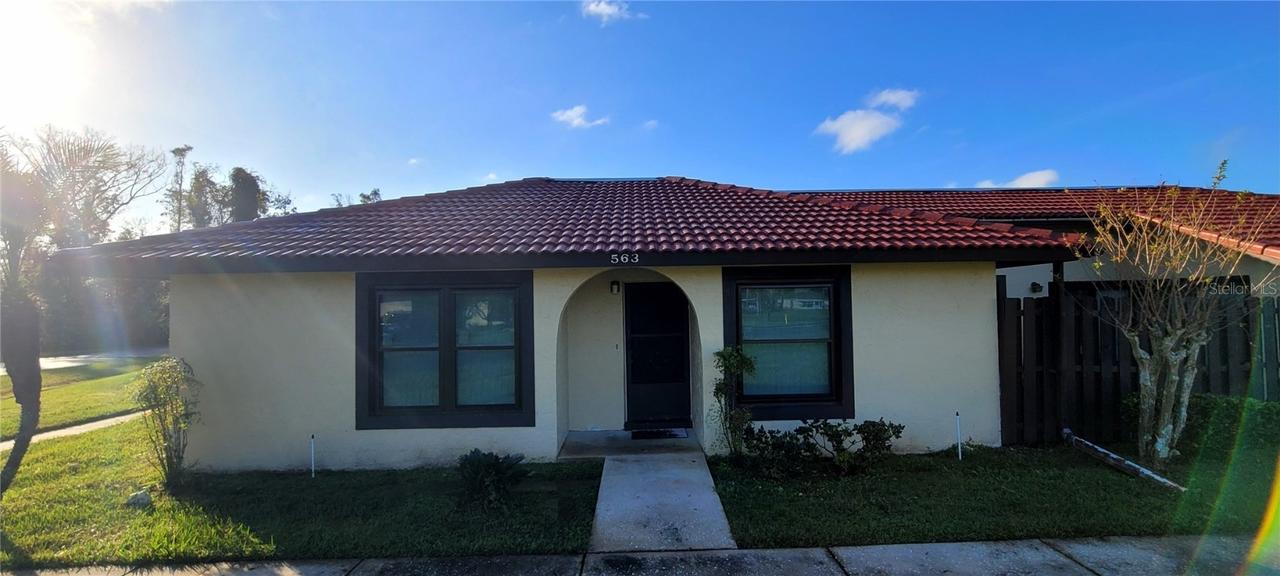 563 Hunter Cir., Kissimmee, FL 34758