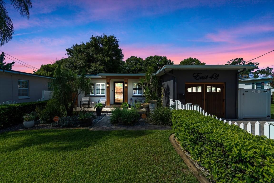 42 E Hazel St., Orlando, FL 32804