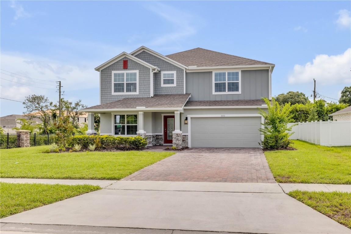 2211 Elegant Manor Cir., Edgewater, FL 32141
