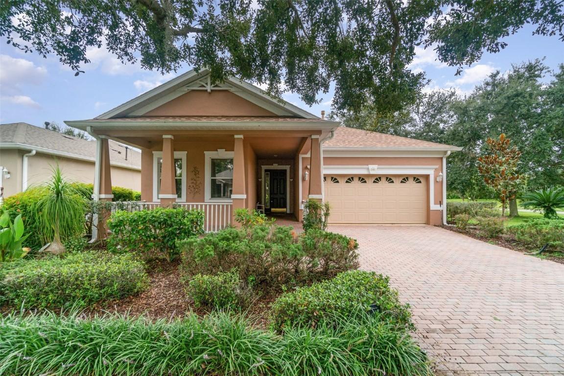 100 Flame Vine Way, Groveland, FL 34736