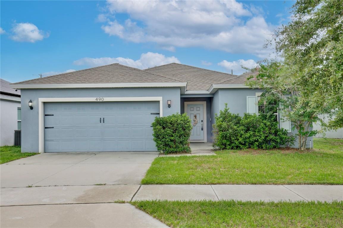 490 Taft Dr., Davenport, FL 33837