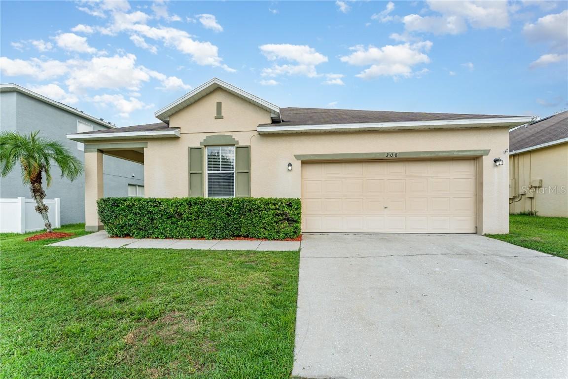 308 Andover Dr., Davenport, FL 33897