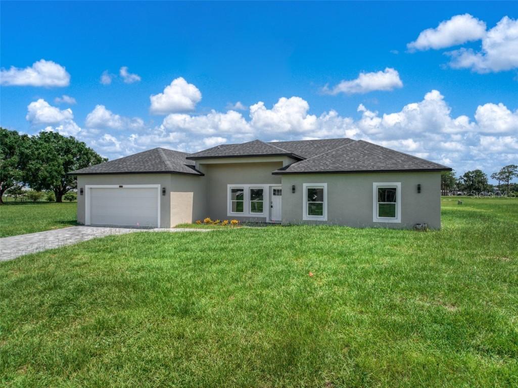 8732 Hampshire Dr., Sebring, FL 33876