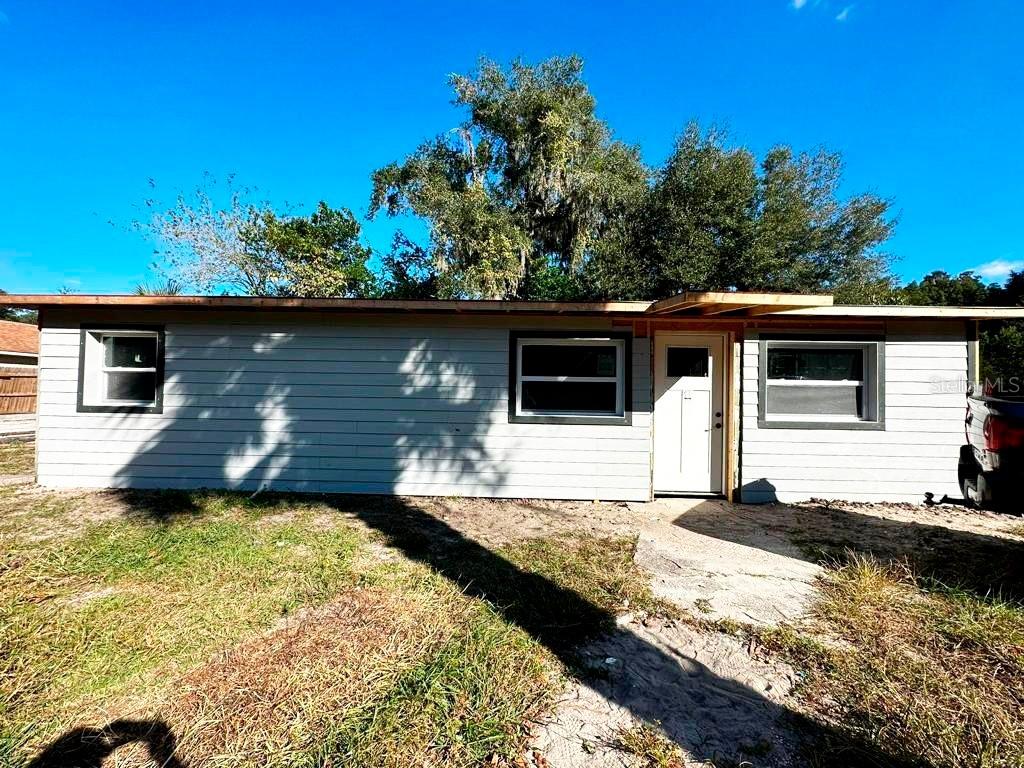 921 S Salisbury Ave., Deland, FL 32720