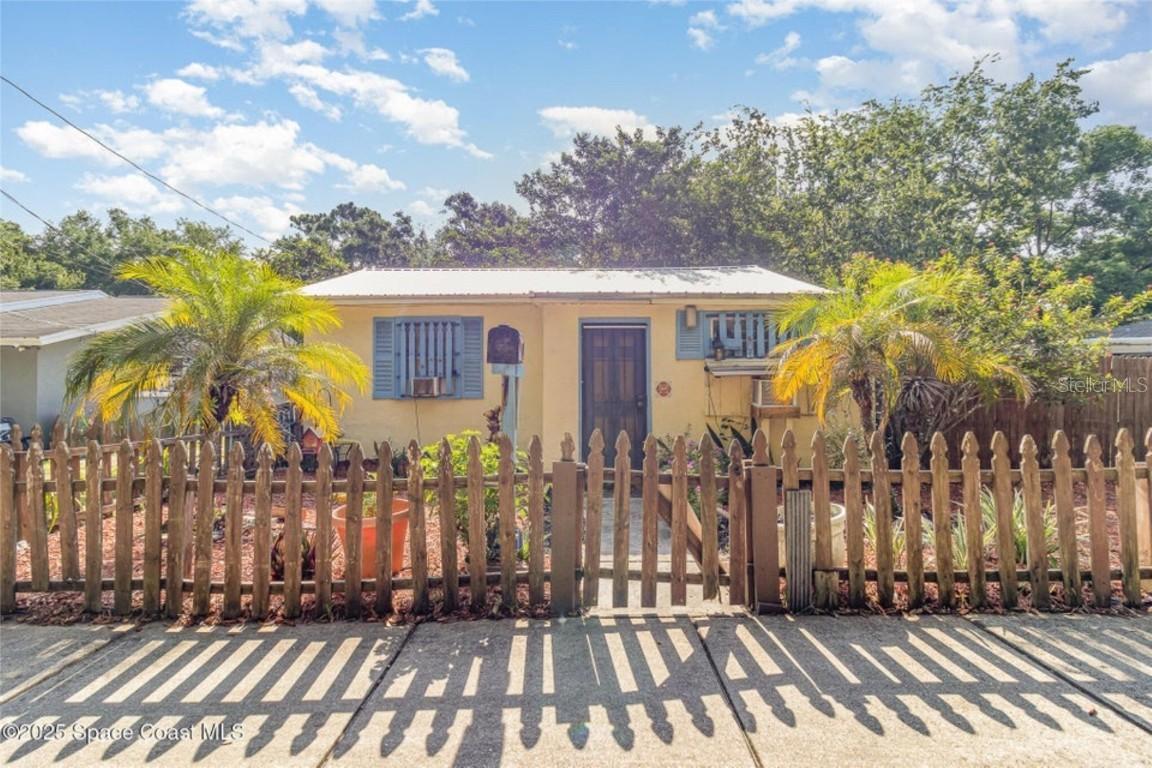 2677 Marigold Ave., Mims, FL 32754