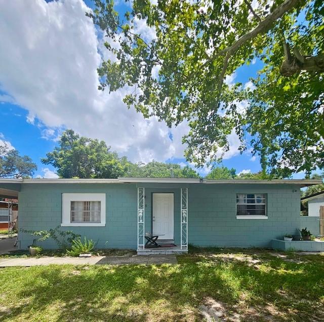 180 W Grossenbacher Dr., Apopka, FL 32712